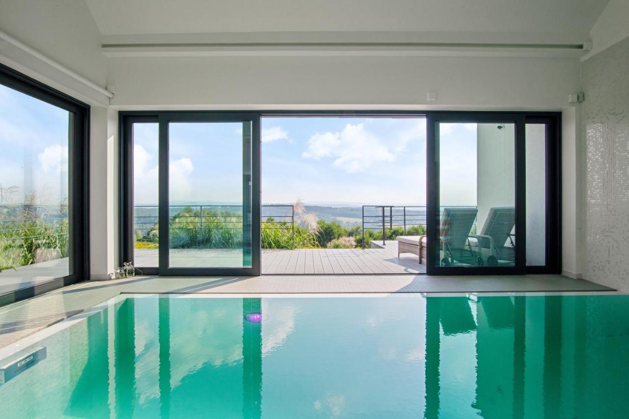 Villa Relax With Swimming Pool And Mountain View Bukow Ngoại thất bức ảnh