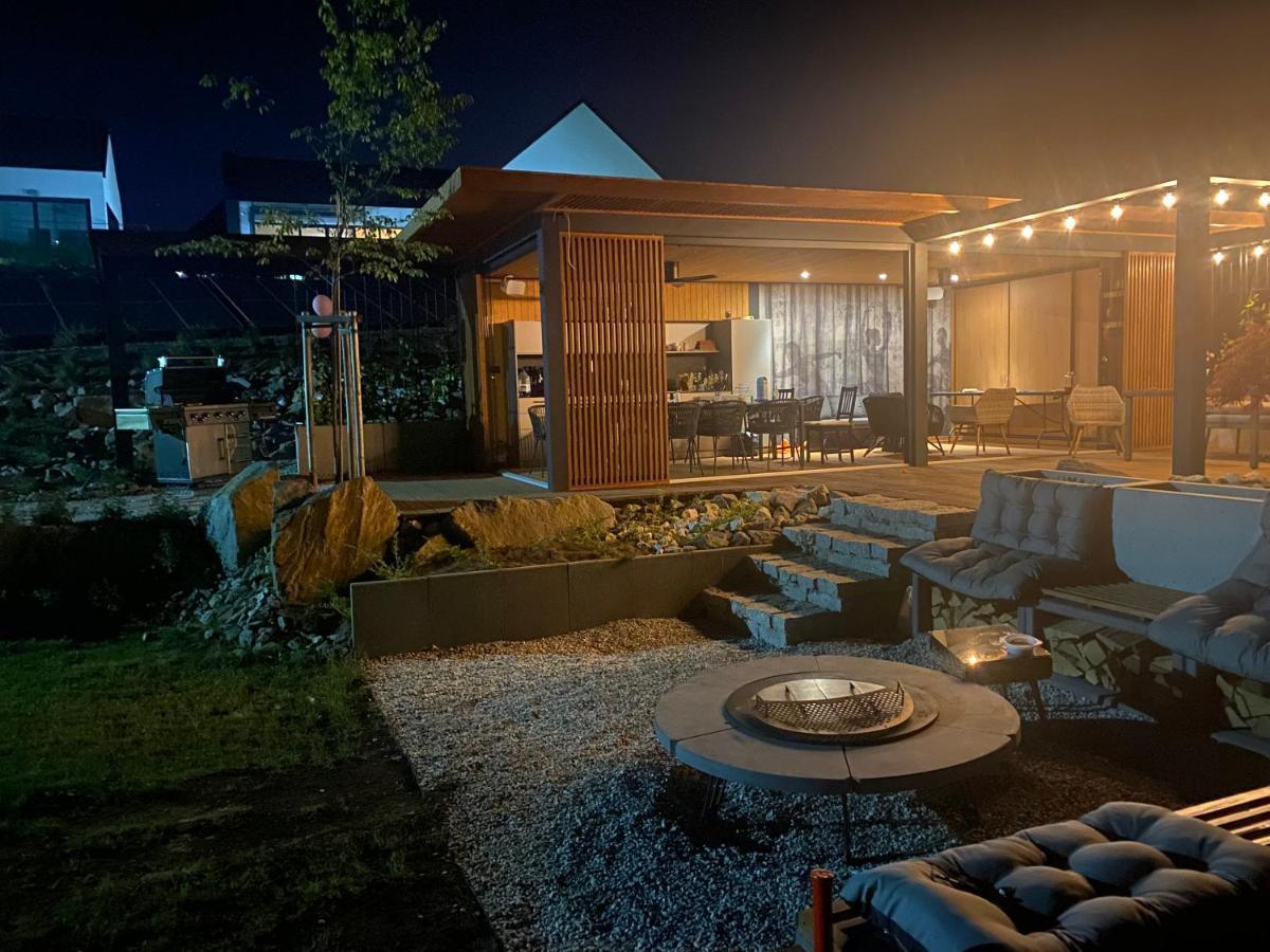 Villa Relax With Swimming Pool And Mountain View Bukow Ngoại thất bức ảnh